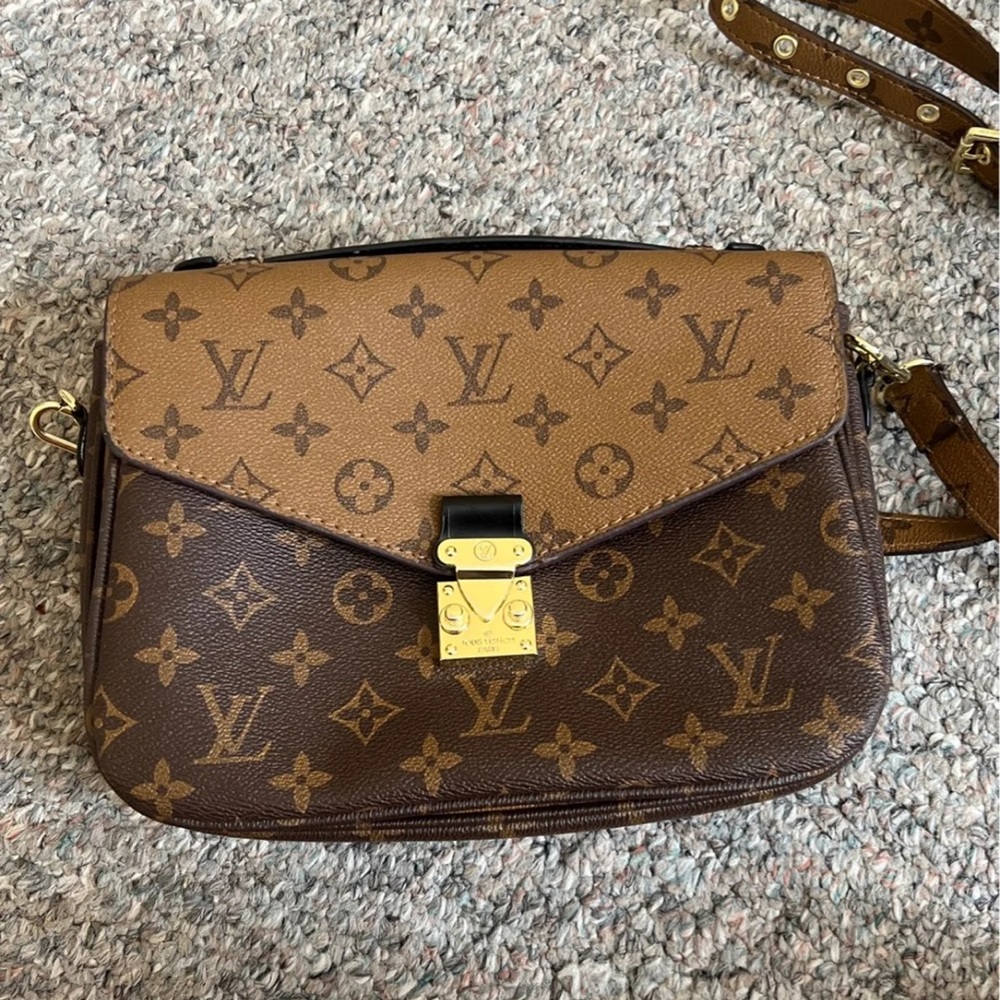 - Brown Crossbody